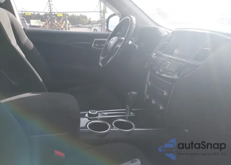 2015 Nissan Pathfinder Sv z USA, uszkodzony, nr VIN 5N1AR2MM4FC715482